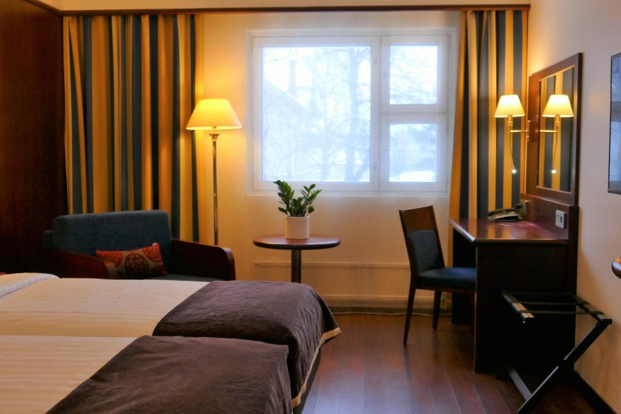 Hotel Kalliohovi Rauma Esterno foto